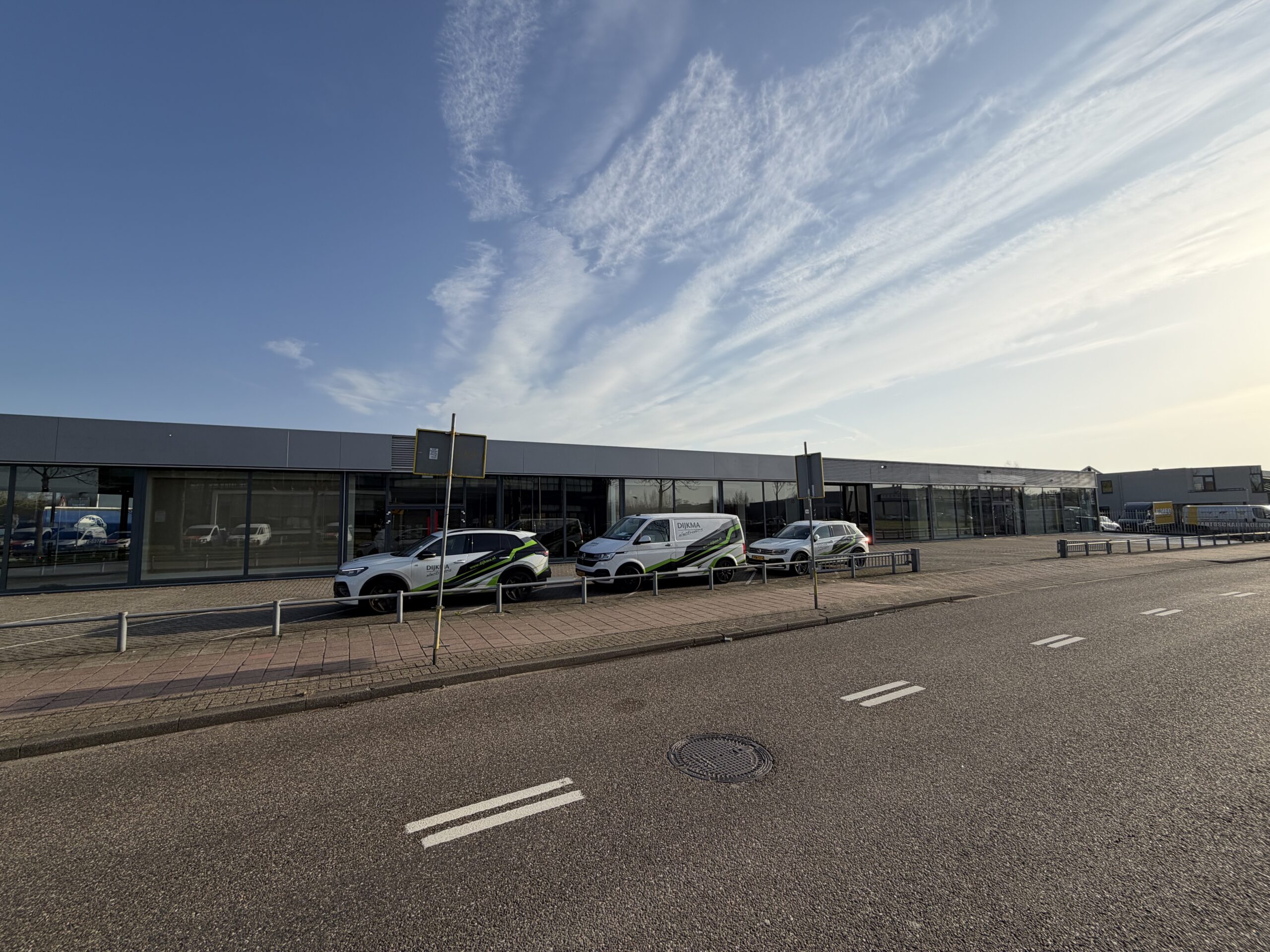 Retail & Showrooms img 2799